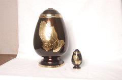 Urn- 104